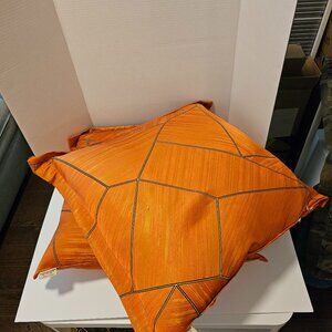 Austin Horn cushions
